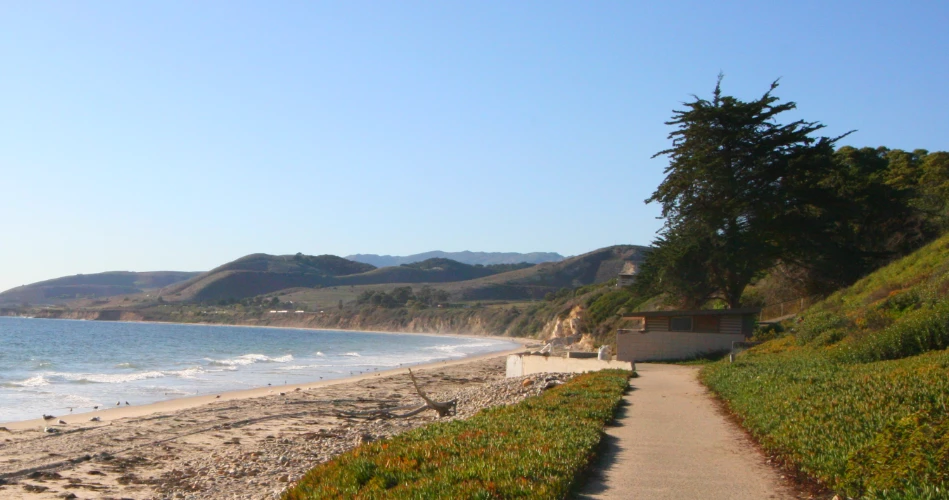 9 Best Beaches in Santa Barbara