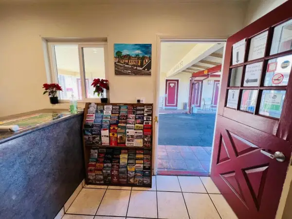 Town and Country Inn 10