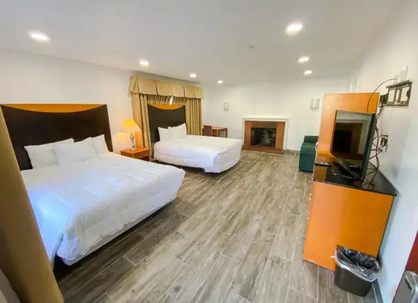 Town and Country Inn